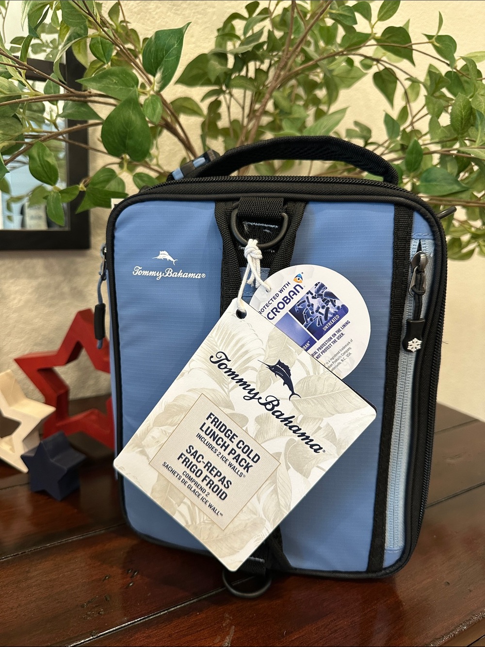 Tommy Bahama Light Blue Insulated Toiletry / Lunch Pack